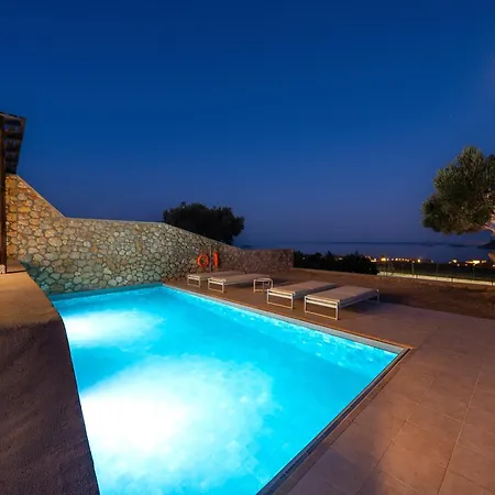 Casa 3 Lindos, Blue Line Villas, Private Swimming Pool *